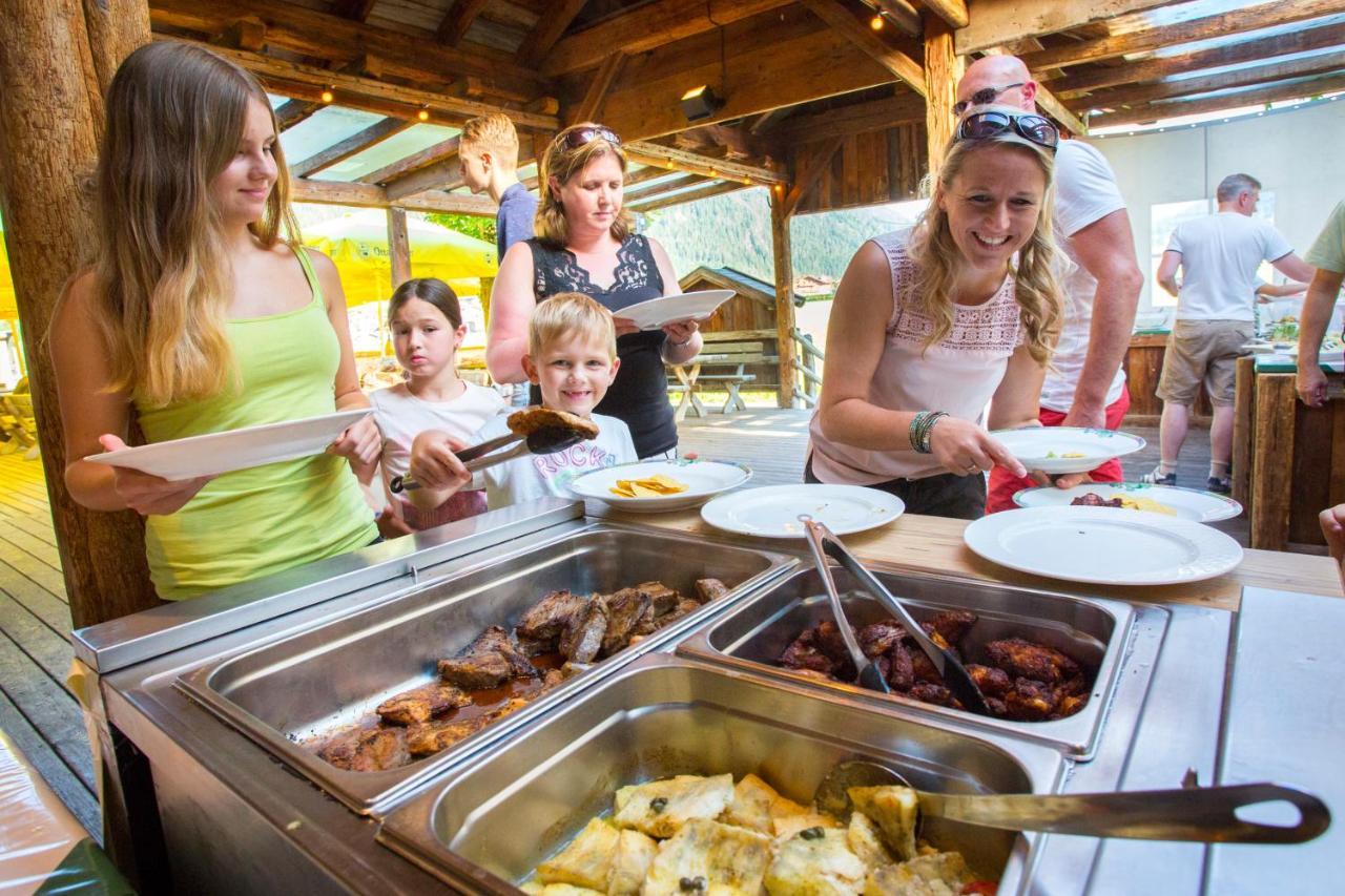 Alpenchalets Flachauer Gutshof 외부 사진