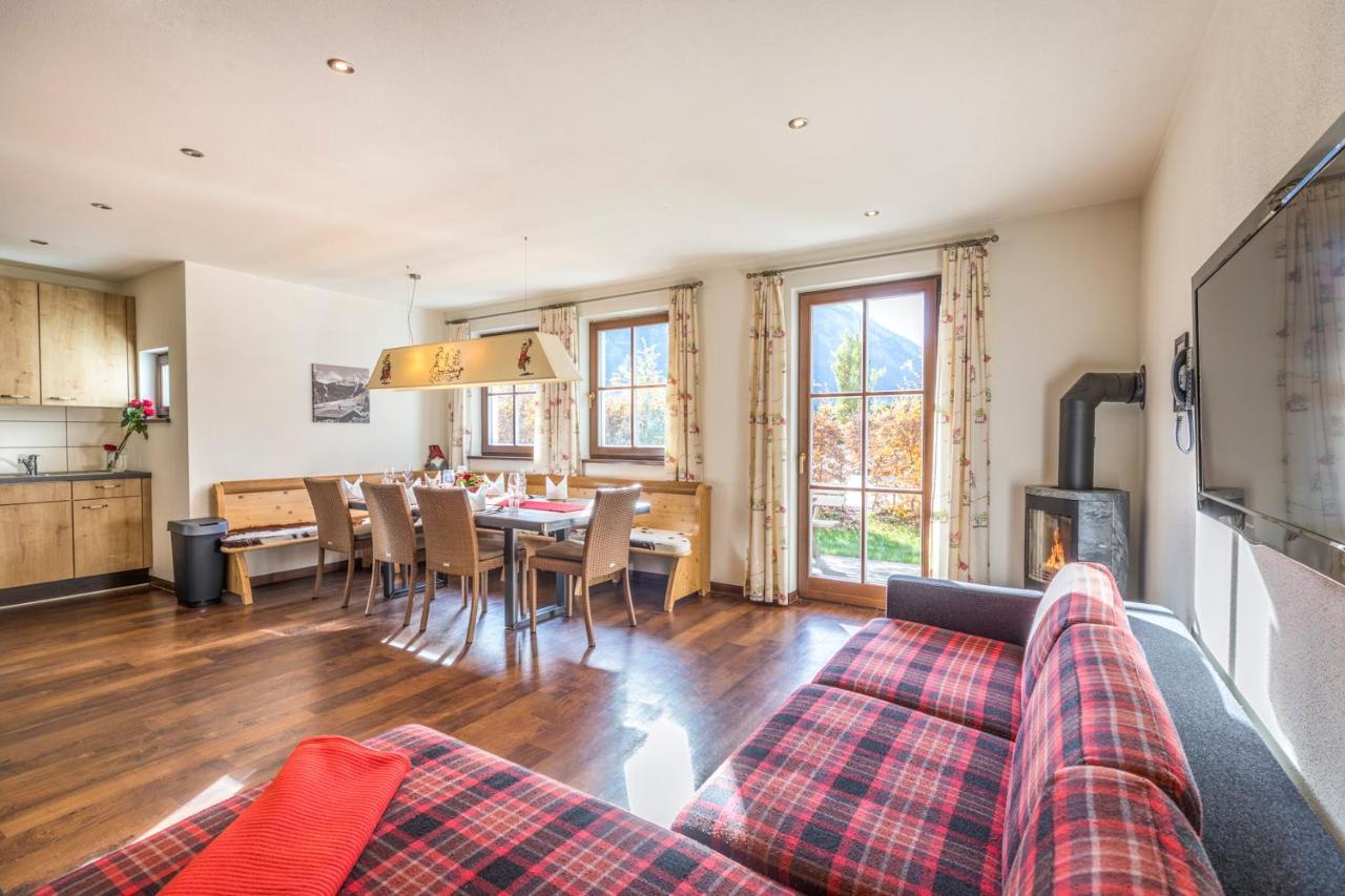 Alpenchalets Flachauer Gutshof 외부 사진